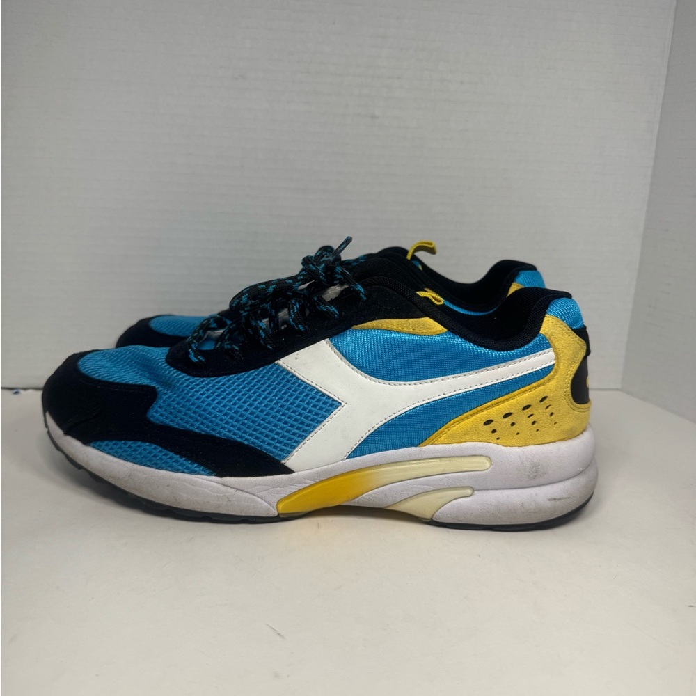 Diadora Men's Blue And Yellow Athletic Shoes View 3